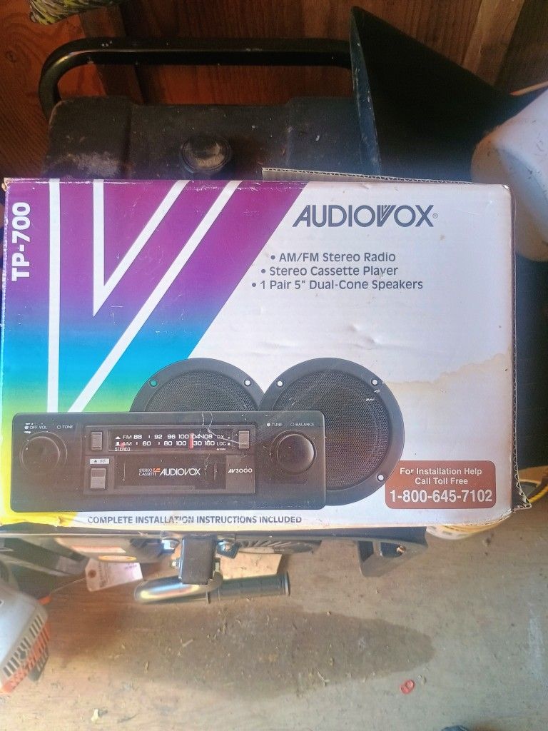 Vintage Radio New In Box