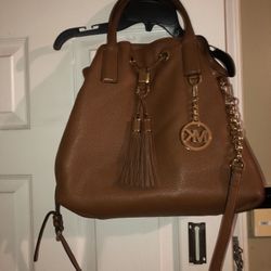 Authentic Michael Kors Leather Bag 