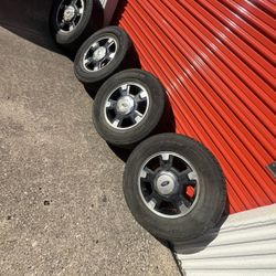 17 “Ford 6 Lug Wheels And Tres