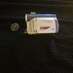 Sony Handycam Mega Pixel.. (120x Digital Zoom Super Steadyshot)