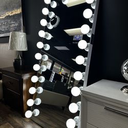 SALE VANITIl Marilyn Hollywood Vanity Mirror In Store 