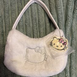 F21 Hello Kitty Faux Fur Purse