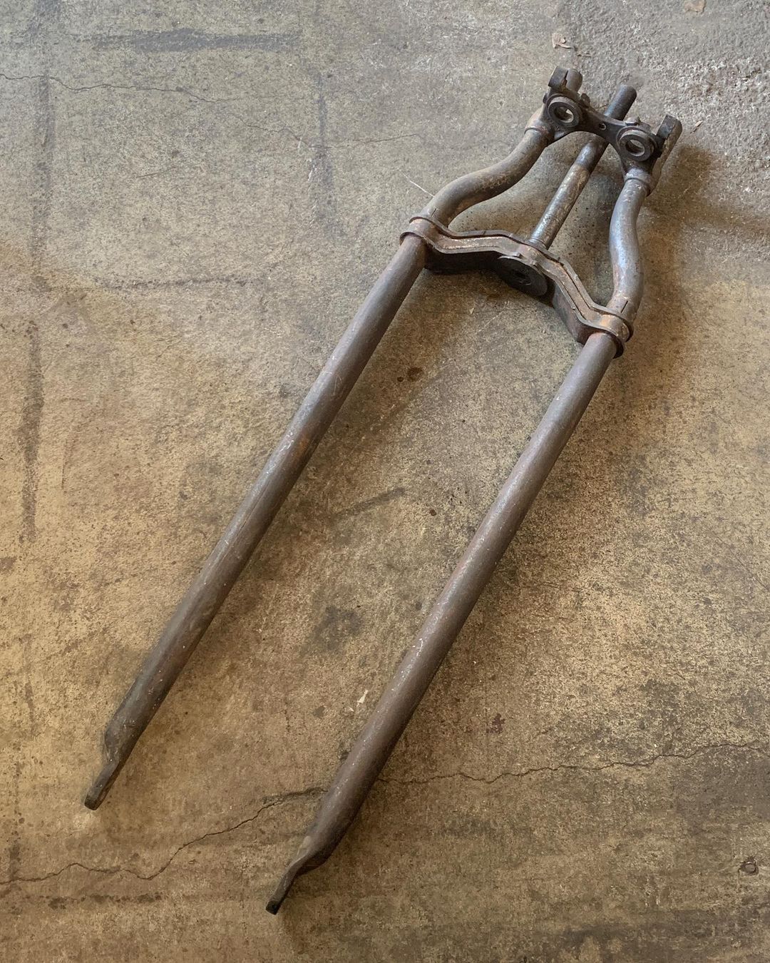 Rear Springer Leg.