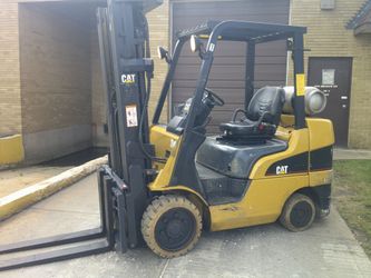 Cat 6K LB Capacity Cushion Propane Forklift