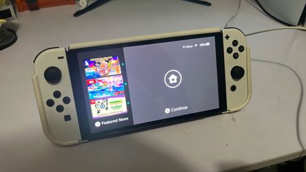 Nintendo Switch OLED WITH POKEMON GAME