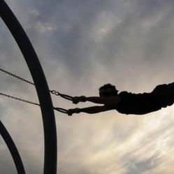 Swing Man,  (Silhouette)