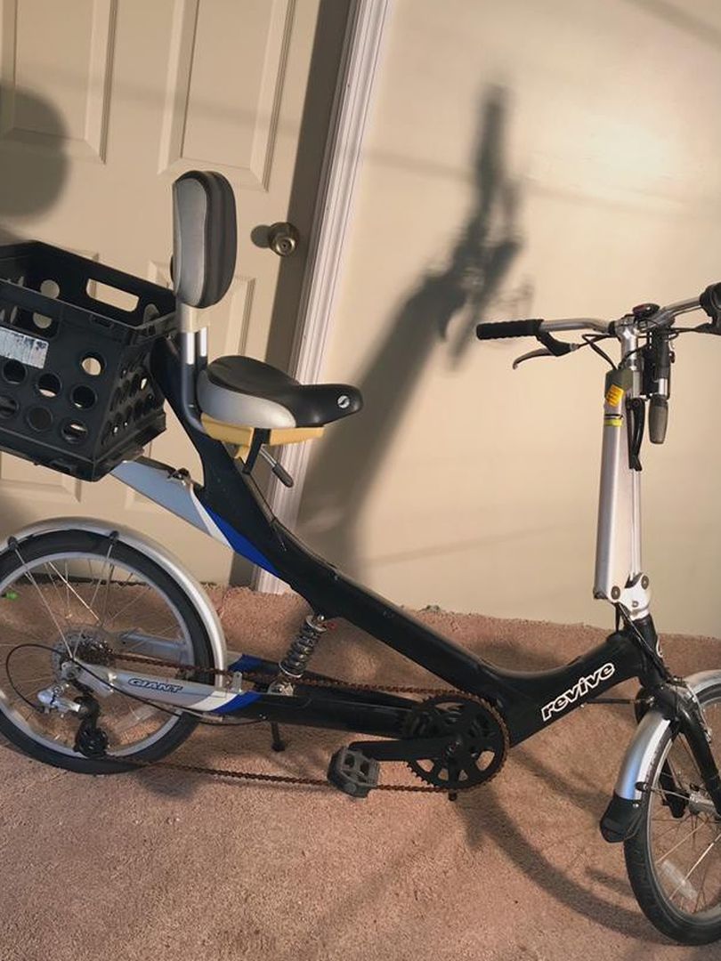 Comfortable Bycicle Invalid Giant Revive 2007 for Sale in