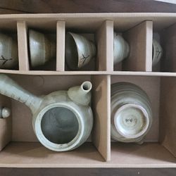 Korean Traditional Ceramic Tea Set - 5 Person Set (Teapot + 5 Cups)