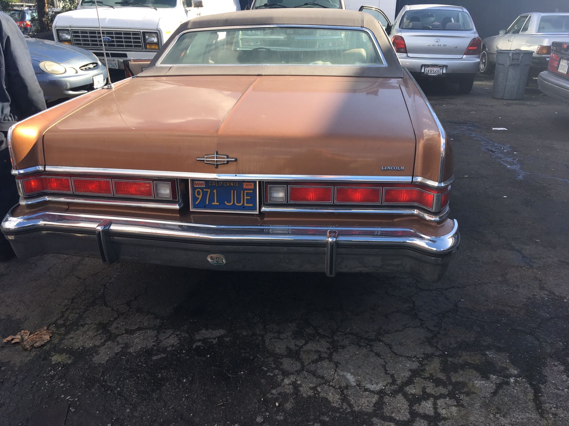 1974 Lincoln Continental