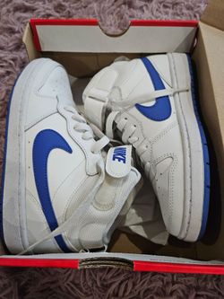 Nike Court Borough Mid 2
