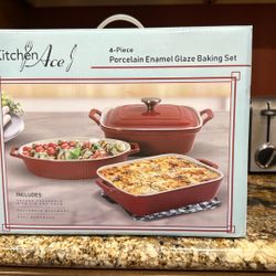 4-piece Porcelain Enamel Glaze Baking Set, Brand New!