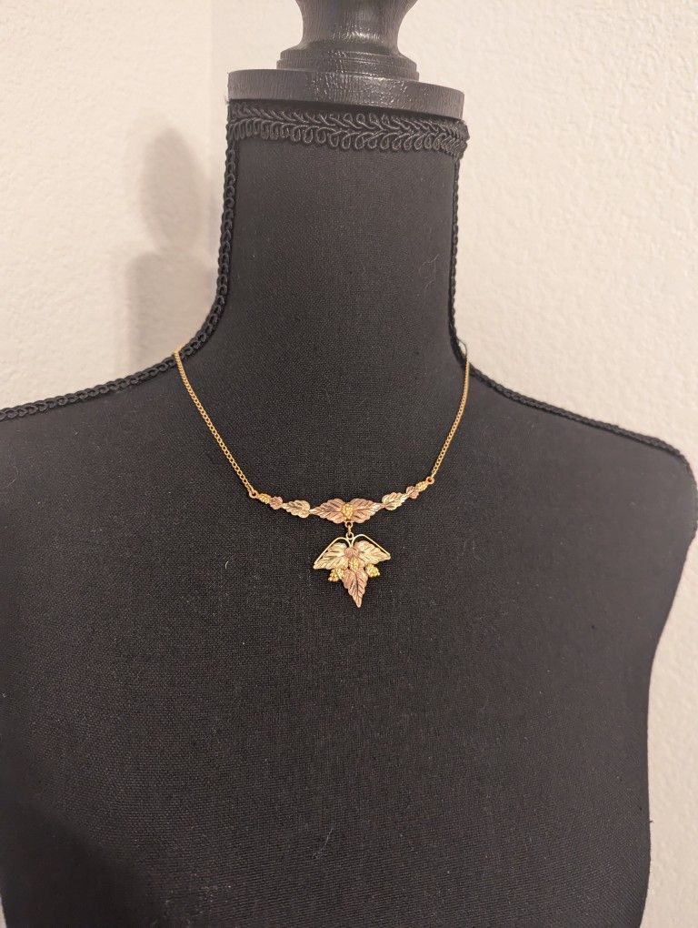 Landstroms Black Hills Gold Pendant Necklace 