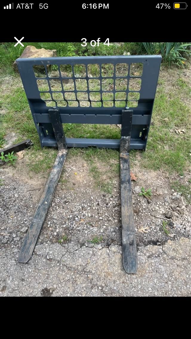 Skid Steer Forklift Quick Attach