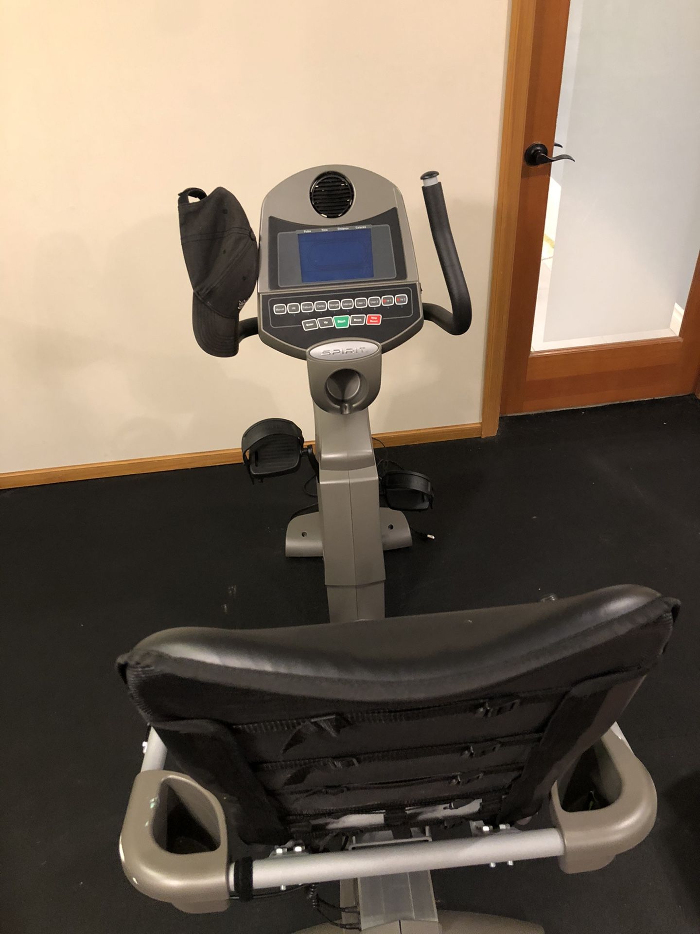 Spirit Fitness XBR25 Recumbent Bike for Sale in Woodinville, WA OfferUp