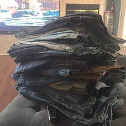 Over 40 levis and other named brand jeans