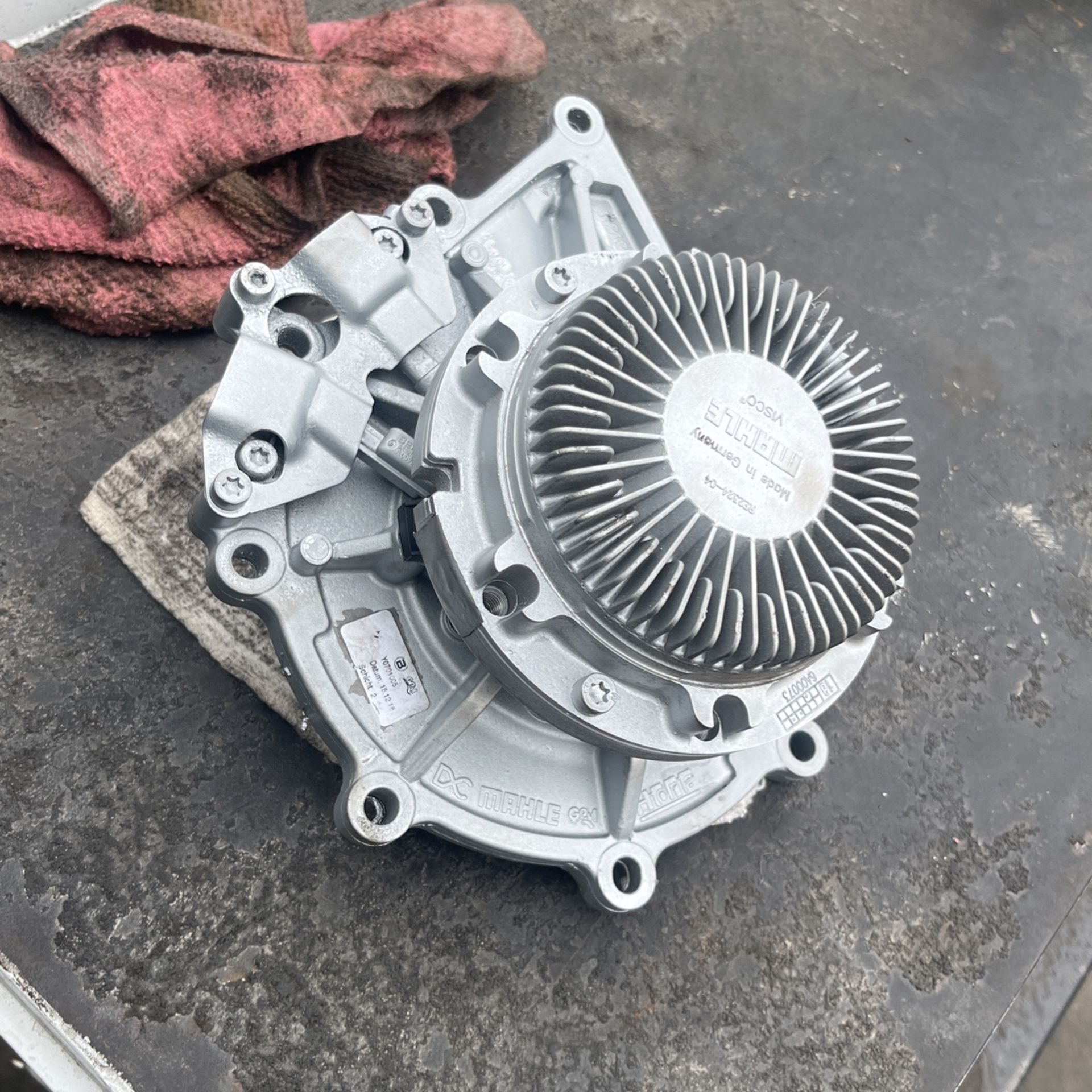 Detroit Diesel Dd15 Water Pump New Style Electric