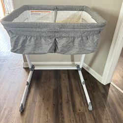 Bassinet For Twins By Simmons