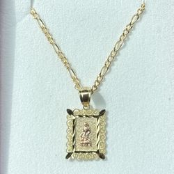 10Kt 16" Gold Figaro Women's Necklace Diamond Cut