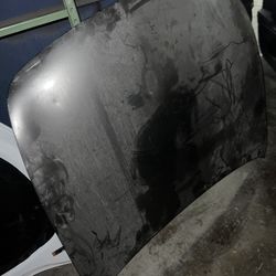 Infiniti G35/G37 Hood