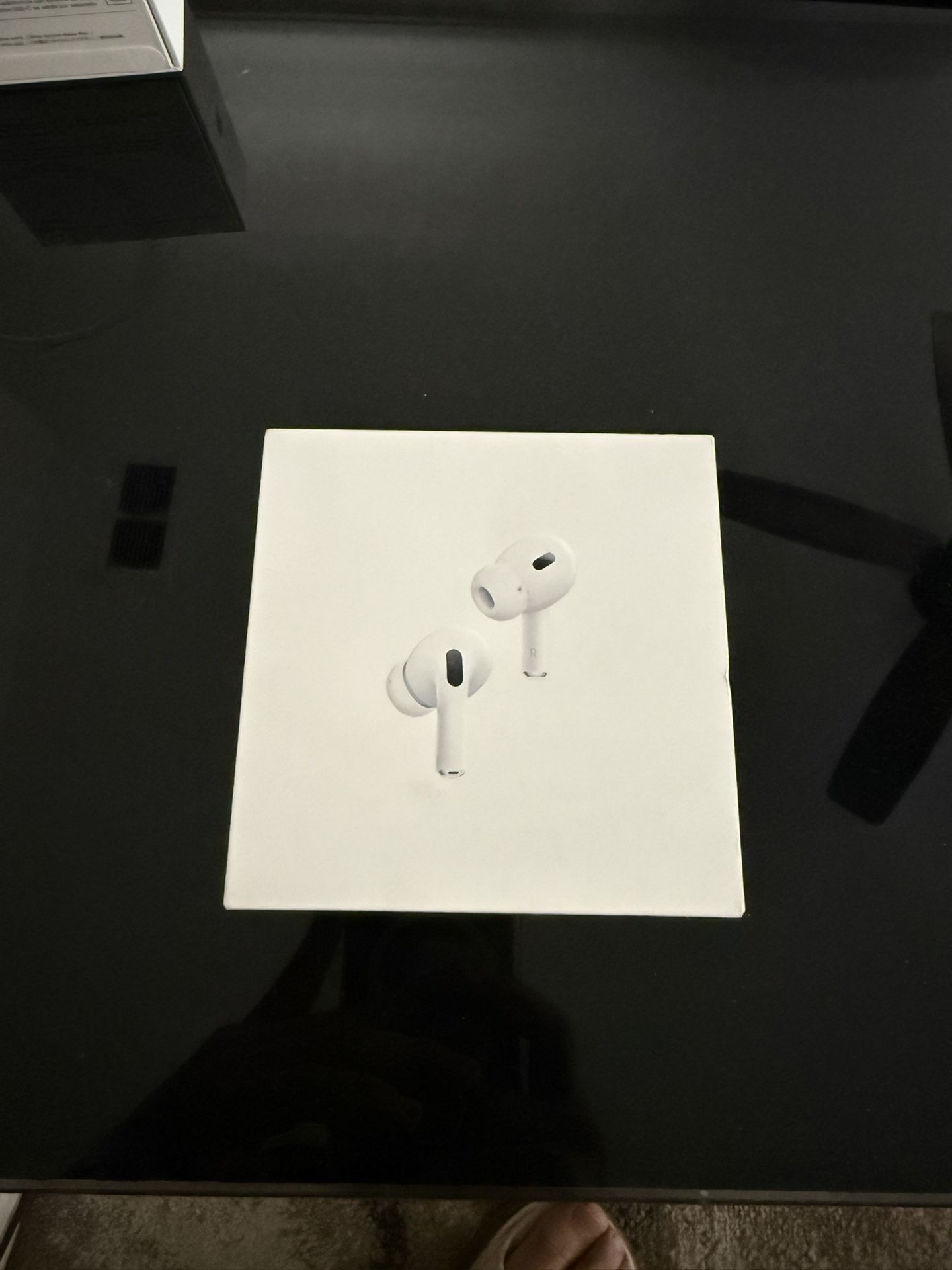 AirPods 2 Generatión Pro with Magsafe Charging Case