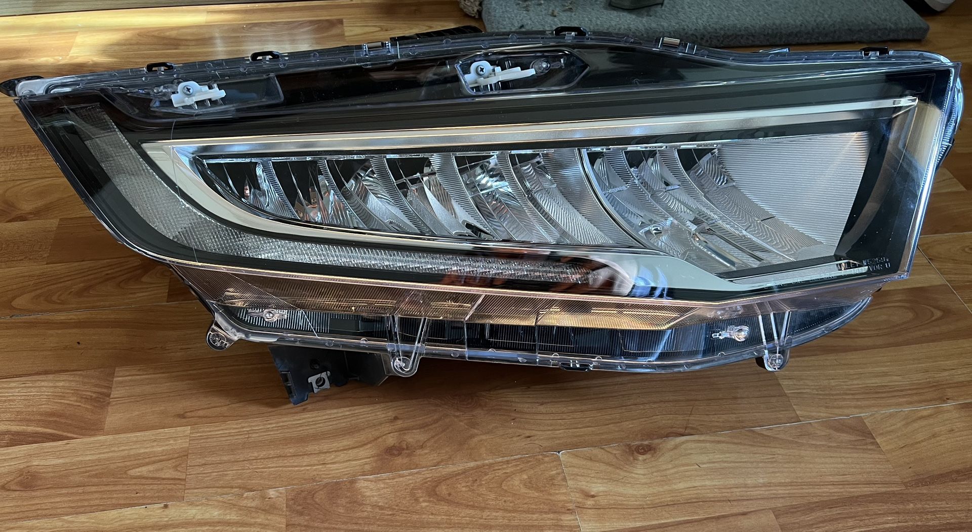 2021 Honda Odyssey Headlight