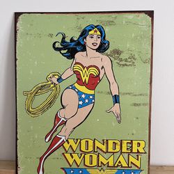 Wonder Woman Retro Marvel Art