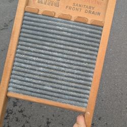 Vintage “Zinc King / Top Notch” Sanitary Front Drain Washboard