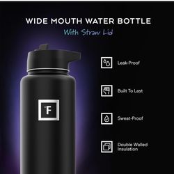 32 Oz Water Bottle New With Straw Botella De Agua 