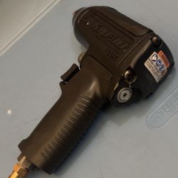 Snap-on Tools 3/8" Drive Air Impact Wrench (Black)