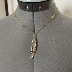 Feather Necklace 