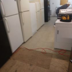 Regular Fridge 28x66 Working Perfect With 90 Fays Warranty
