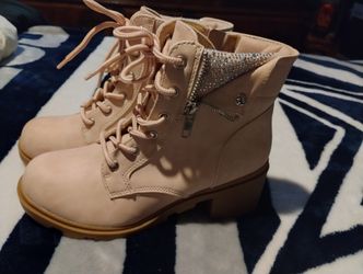 Cute Brand New Boots Size 4