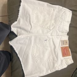 Levis Women’s Shorts 