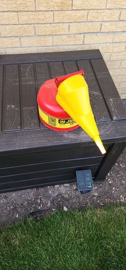Justrite metal 1 gallon safety can