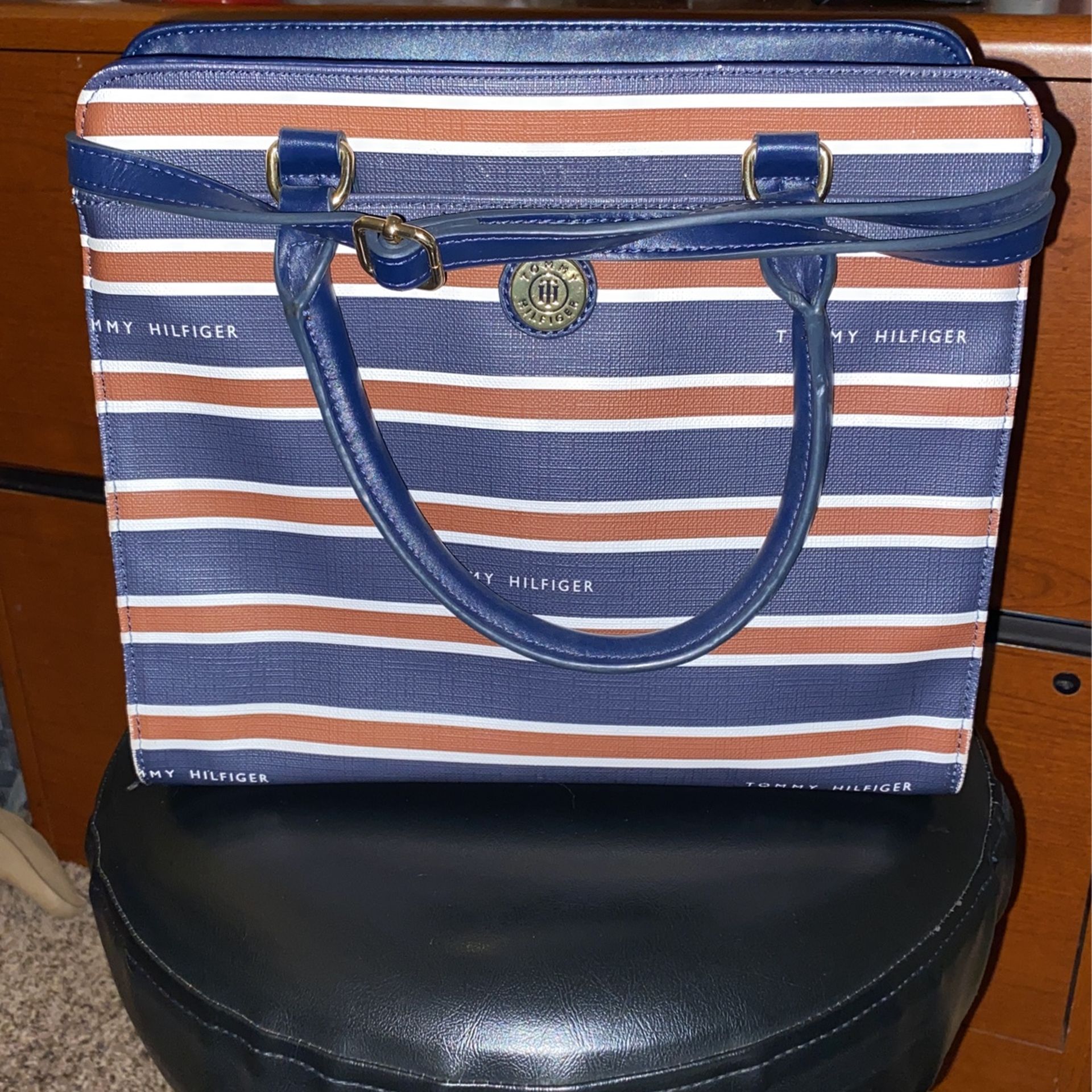 Bags/clothing