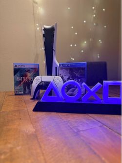 Excellent Condition Sony PlayStation 5 Slim  Disc edition and Dual sense controller +  Battlefield 2042 Steelbook+ cables