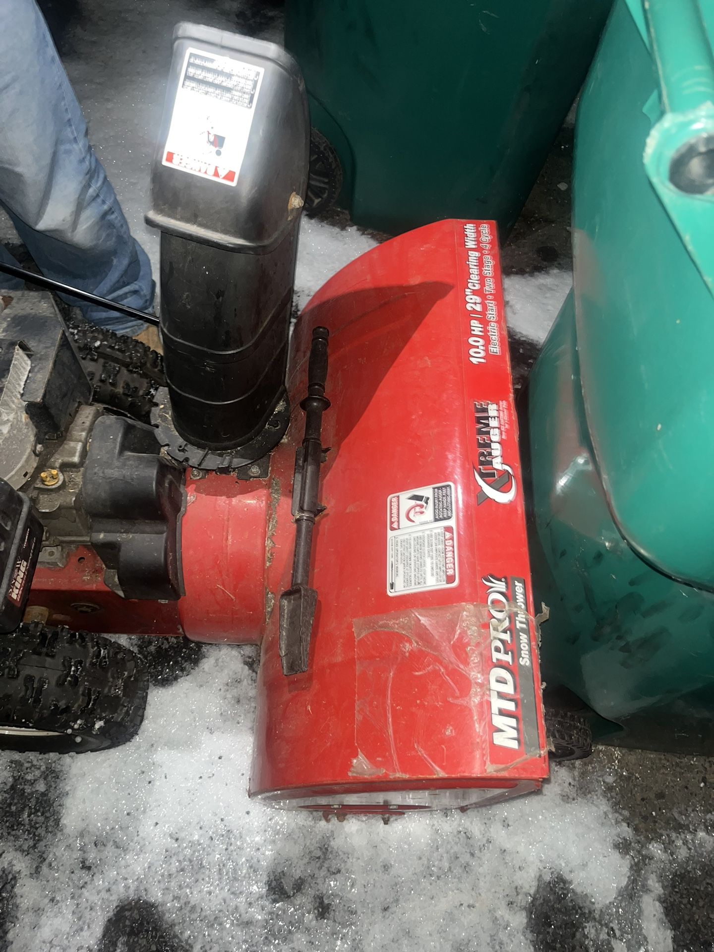 MTD Pro Snow Blower 29 Inch 10 HP