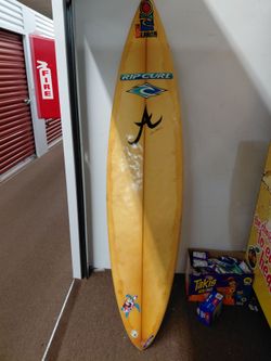RIP CURL SURF BOARD