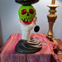 Bath And Body Works/ DISNEY EVIL VILLAINS 3 Wick Candle Pedestal