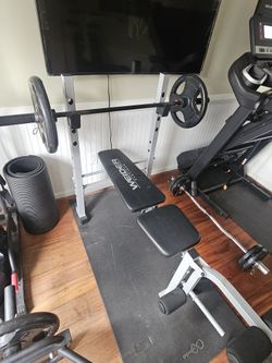 Weight Bench W/ Bar