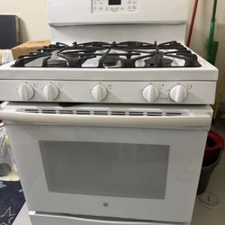 GE Gas Range 