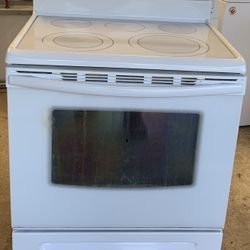 Frigidaire Electric Convection Stove/Range- Self Cleaning- Works Great (60 Day Warranty)