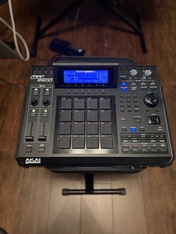 Akai MPC 2500 Music Production Center – Blue LCD & JJOS-XL Installed
