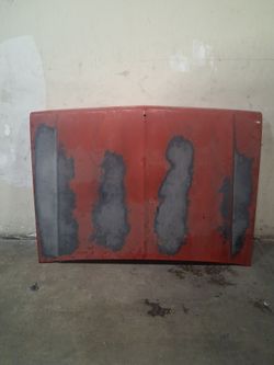 Square body  hood