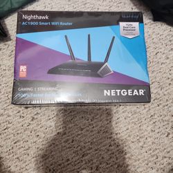 NETGEAR Nighthawk R7000 (AC1900 Smart WiFi Router)