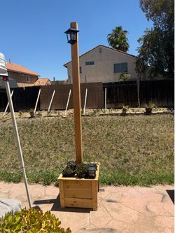 Wood planter with 8ft beam