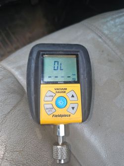 Fieldpiece vacuum gauge