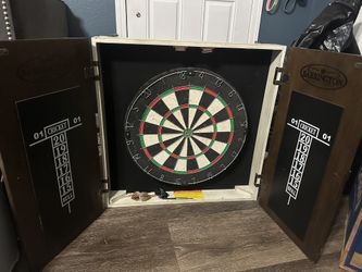 Barrington Dart Board Set In Cabinet