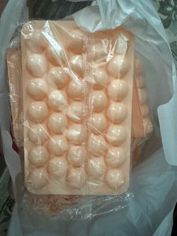BRAND NEW ICE TRAY - $2 for 10 trays