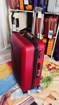 NEW 28” Red Hardshell Luggage – $40 FIRM ❤️ 📍 South Durango & 215 — near IKEA 📏 18.9” × 11” × 29.5” overall 🧳 Spinner wheels + TSA lock + telescop